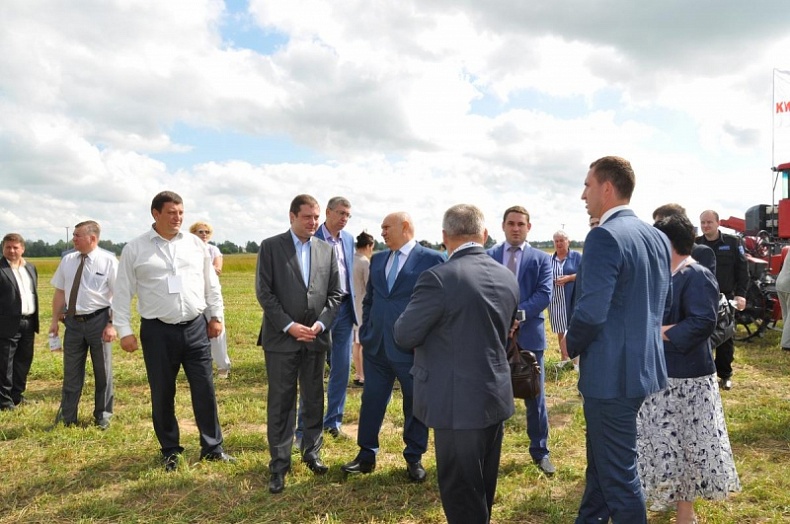 Alexey Ostrovsky: Smolensk Region Expects a 48-fold Increase in Profitability of the Flax Growing Industry By 2030